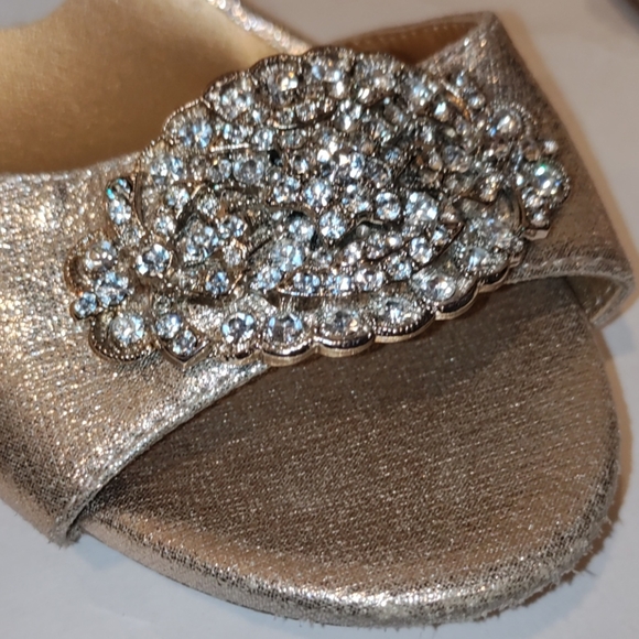 Badgley Mischka Gold Open Toe Rhinestones He… - Picture 6 of 15